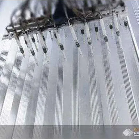 قیمت قوطی آلومینیوم رنگی از کارخانه تولید کننده